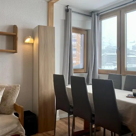 Le V - 2 Bedrooms Flat In The Middle Of *